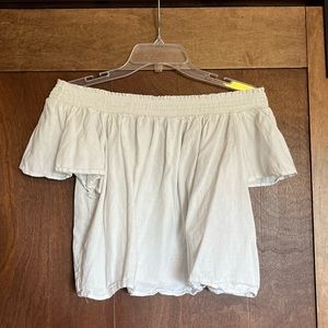 American Eagle off the shoulder shirt!